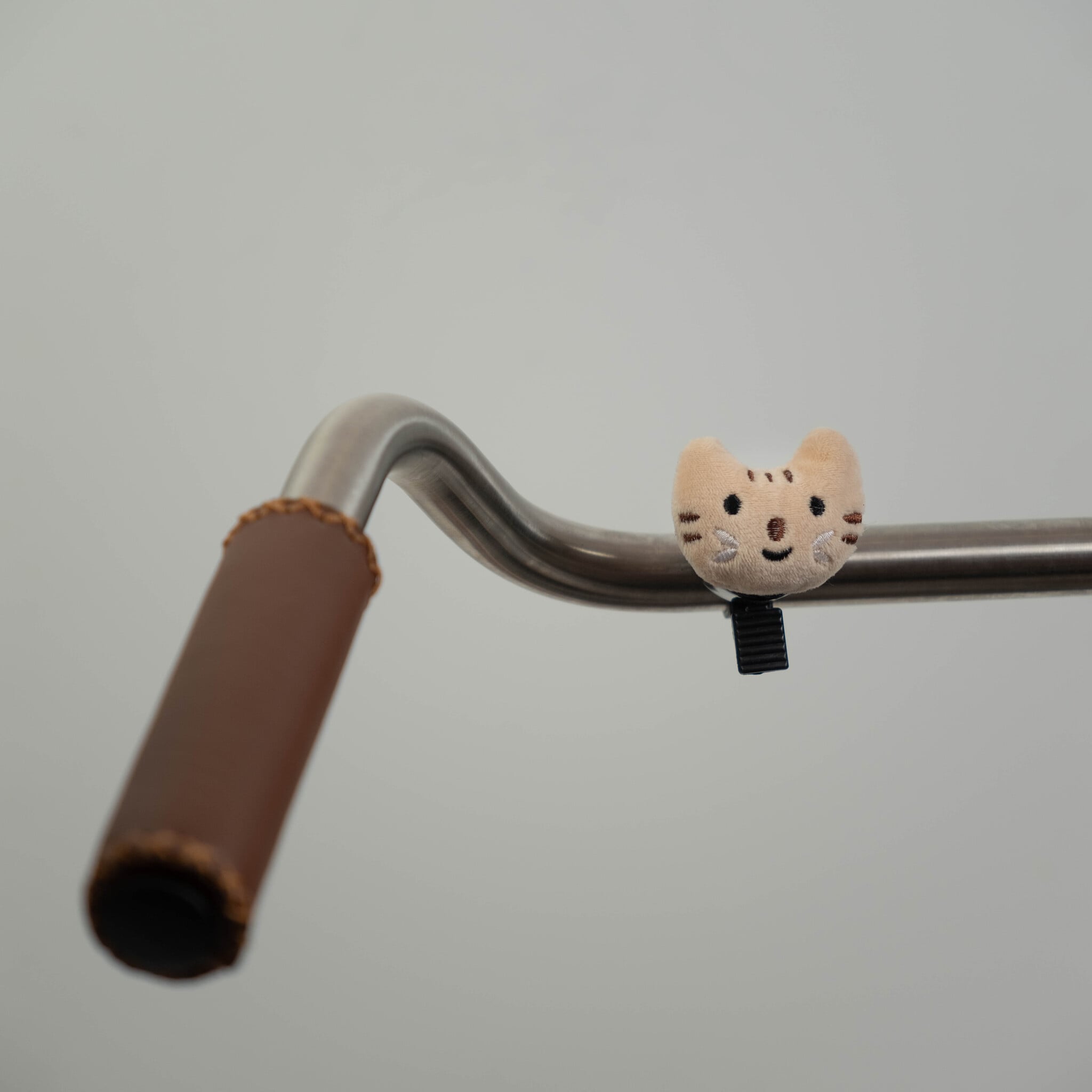 Fietsbel Zachte kat bruin