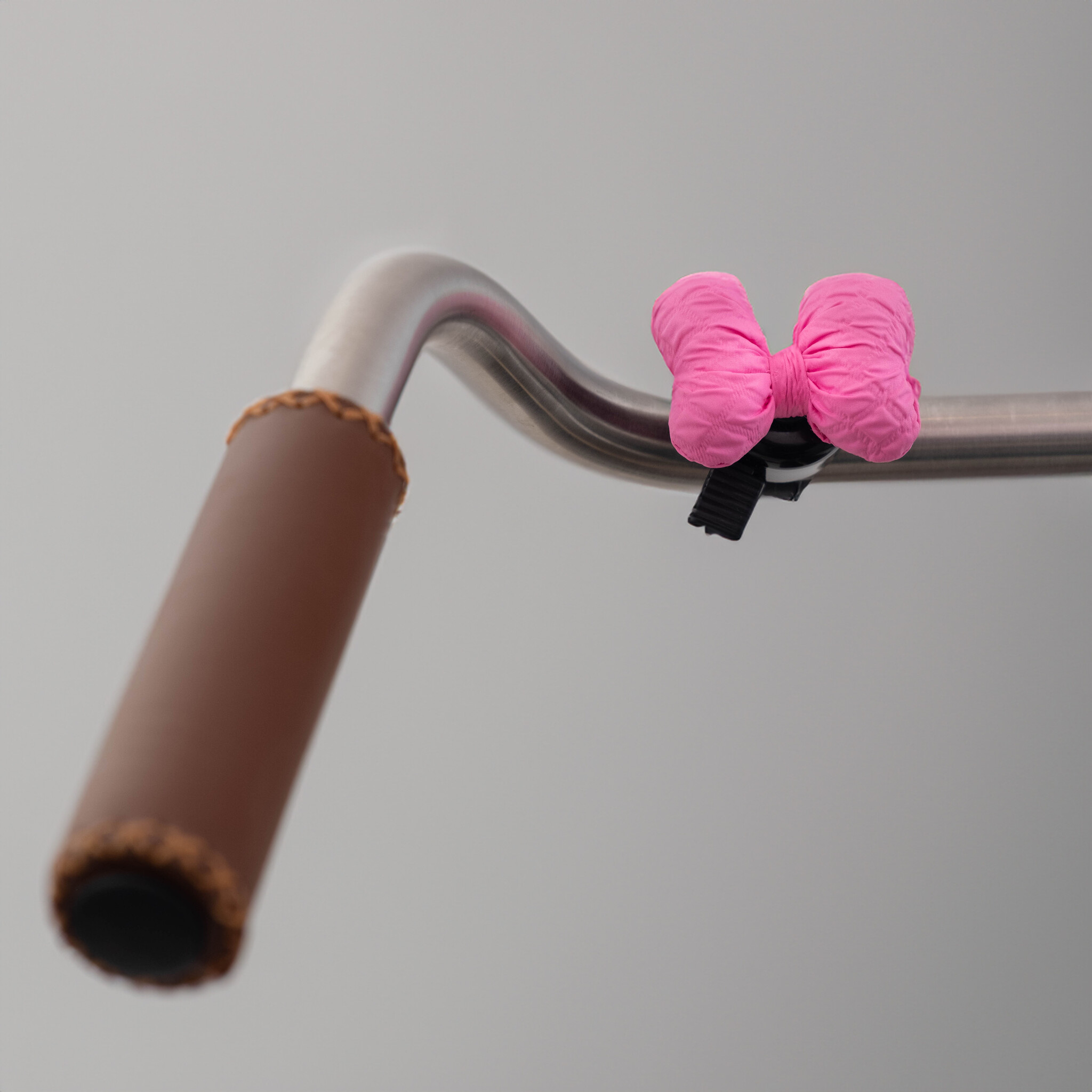Fietsbel Bowtie Pink