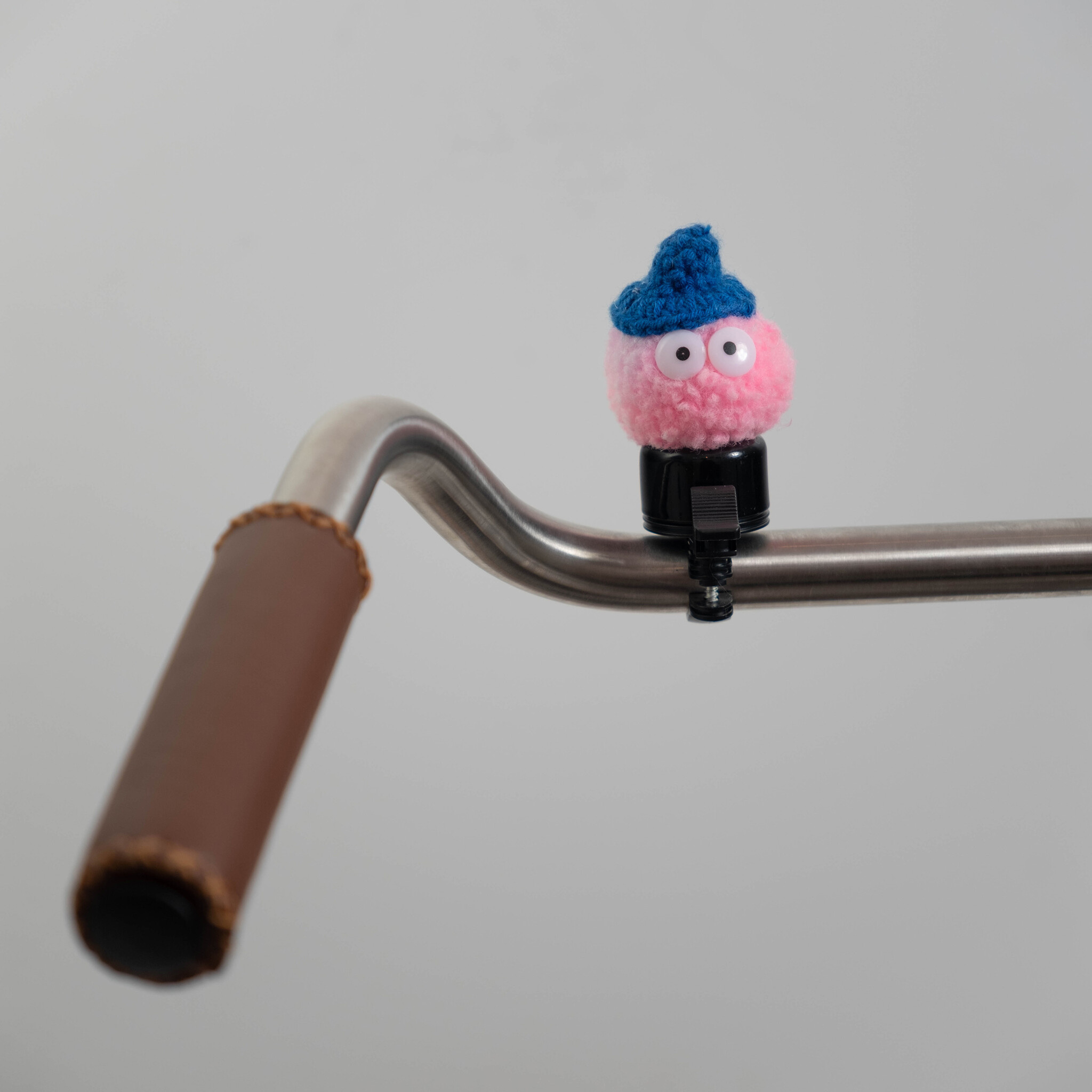Fietsbel Zacht bolletje blauwe hoed