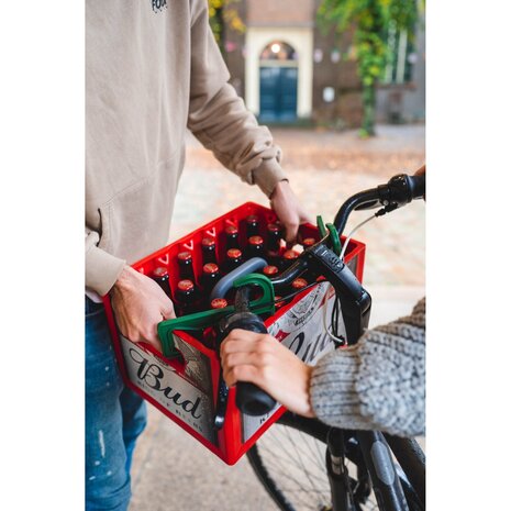 Krathaak Haak voor Bierkrat op de fiets Krathaak Haak voor Bierkrat op de fiets
