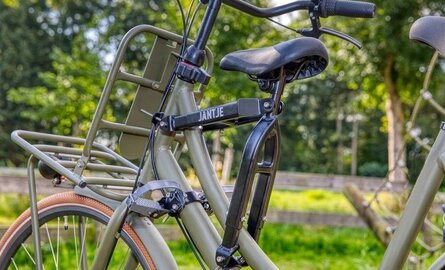Is een zadel op de stang (buiszadel) veilig voor kinderen?