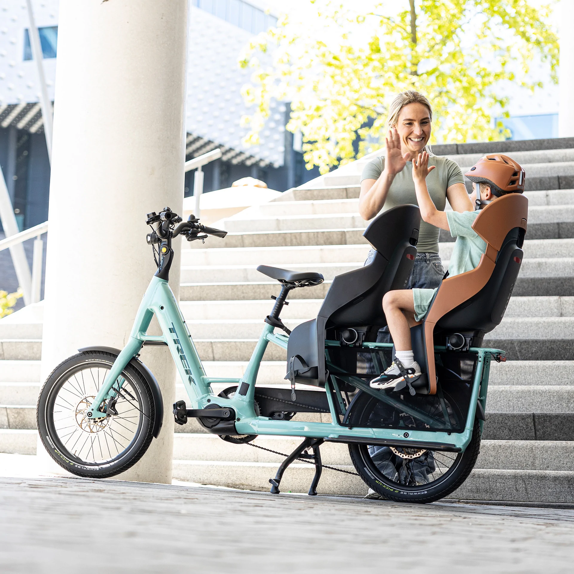Maxi Exclusive Evolve Urban Black achterzitje inclusief 1 punt frame bevestiging