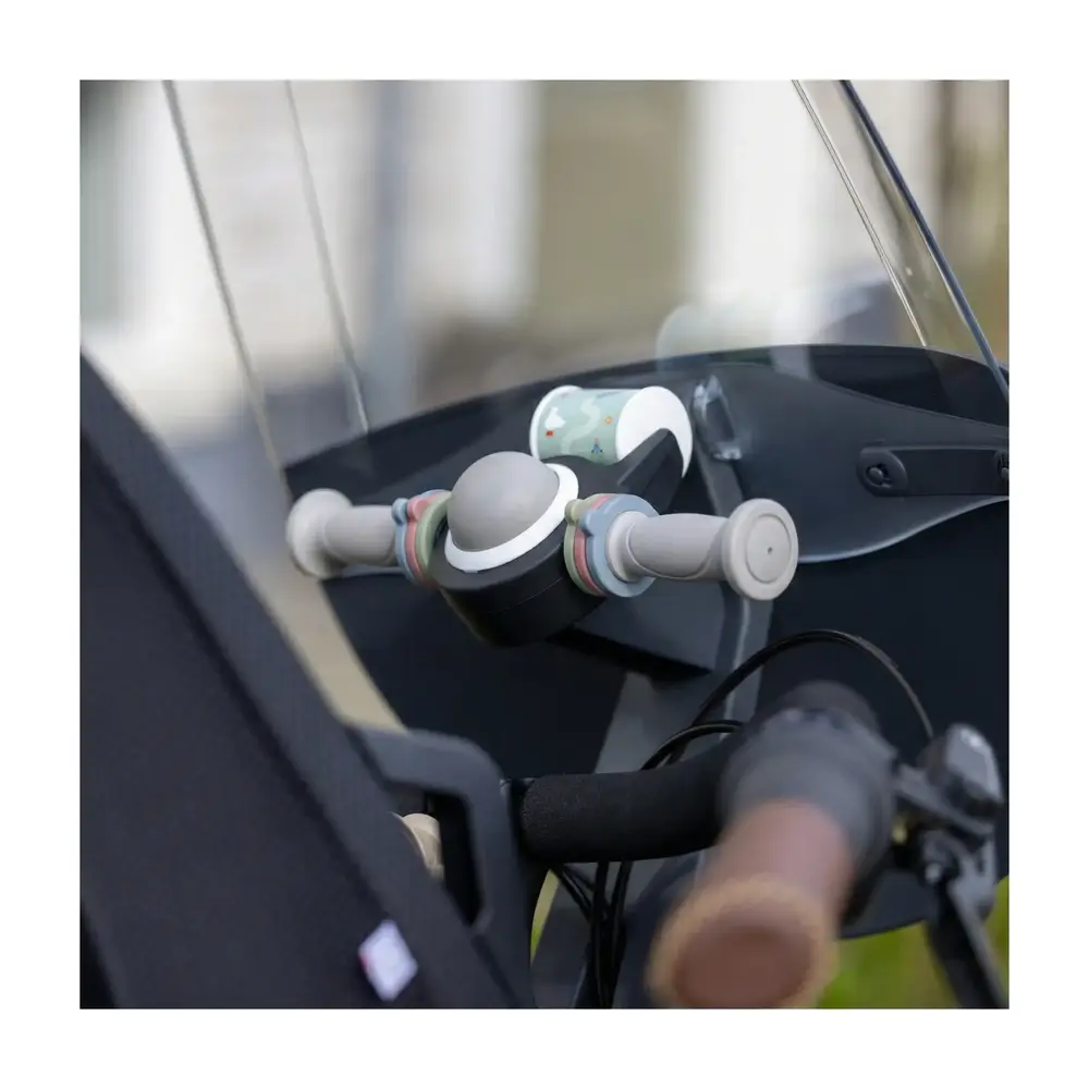 Qibbel Air Windscherm inclusief Toybar Qibbel Air Windscherm inclusief Toybar