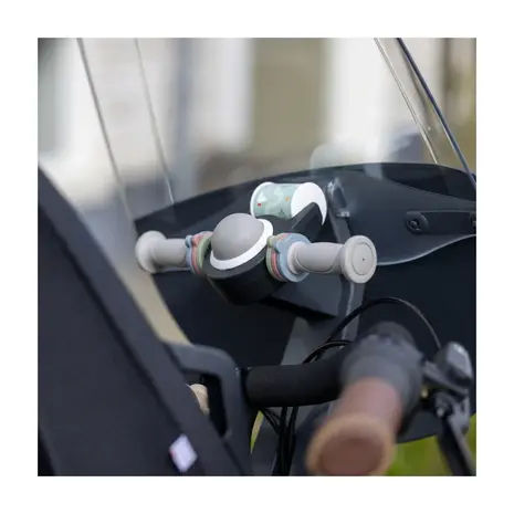 Qibbel Air Windscherm inclusief Toybar Qibbel Air Windscherm inclusief Toybar