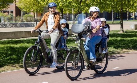 Nieuwe kleuren voor de Qibbel Air Maxi achterstoeltjes