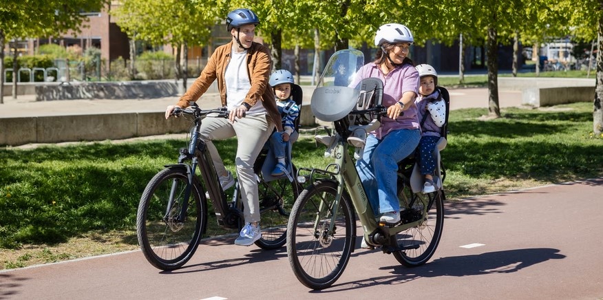 Nieuwe kleuren voor de Qibbel Air Maxi achterstoeltjes