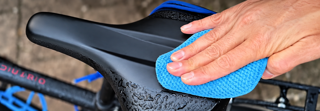 MR. DRY fietszadeldroger: handig voor regen én een leuk fietscadeautje MR. DRY fietszadeldroger: handig voor regen én een leuk fietscadeautje