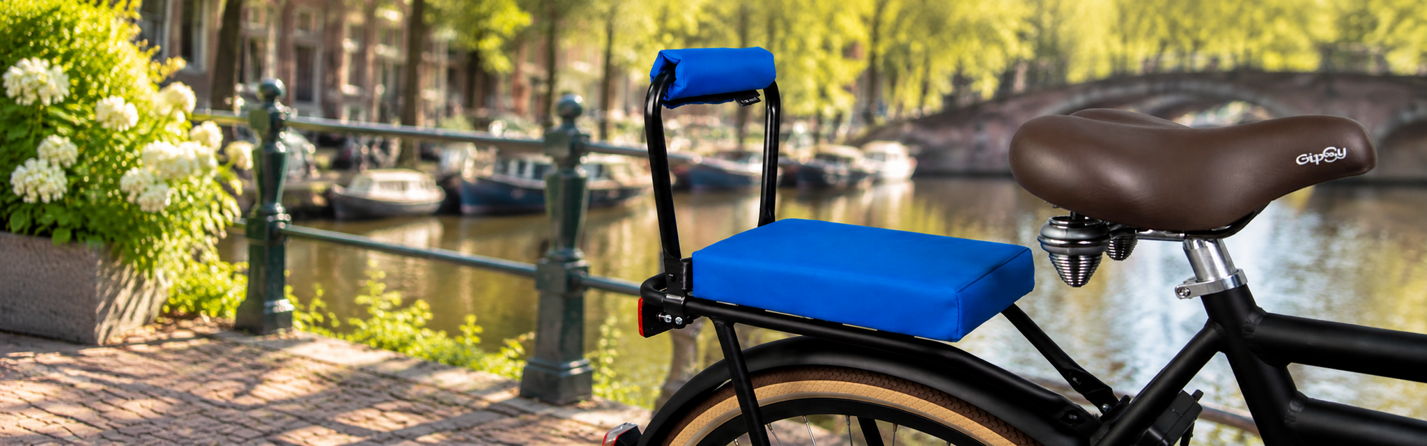 Fietsstoeltje of rugsteun met kussen: wat is veiliger voor een groter kind?