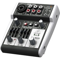 Behringer Xenyx 302USB PA en studio mixer Xenyx 302USB PA en studio mixer
