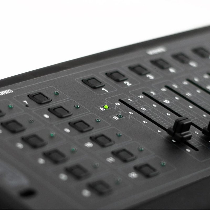 DMX Operator 1 DMX lichtcontroller