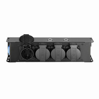 Adam Hall PROPORT 4 4-weg verdeeldoos met powercon in- en uitgang PROPORT 4 4-weg verdeeldoos met powercon in- en uitgang