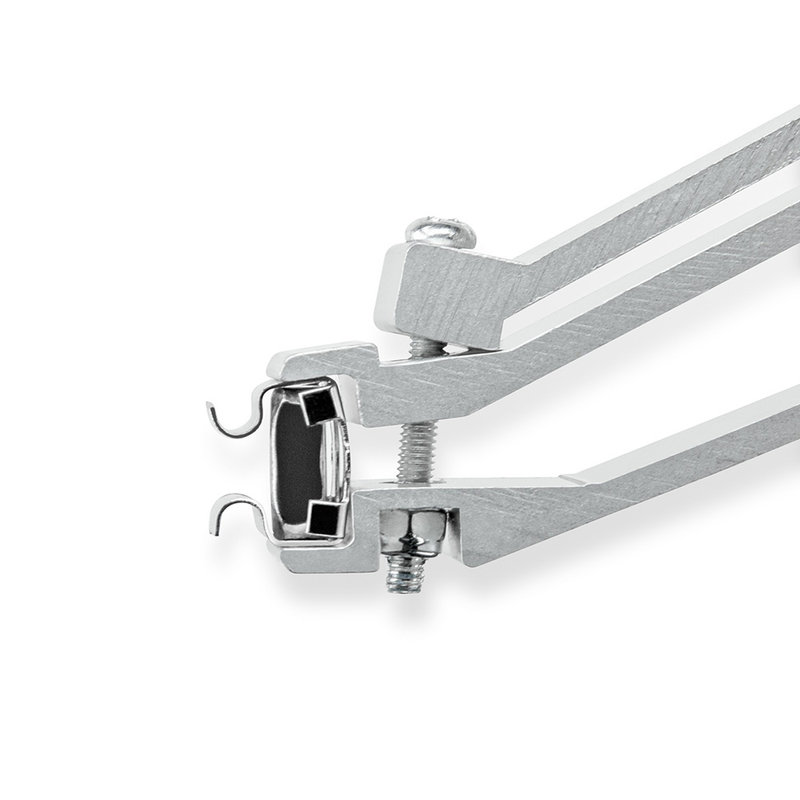 Adam Hall 565 XTOOL tang voor kooimoeren 565 XTOOL tang voor kooimoeren