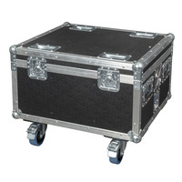 Showtec Eventspot 1600 Q4 set met 6 zwarte spots in flightcase Eventspot 1600 Q4 set met 6 zwarte spots in flightcase