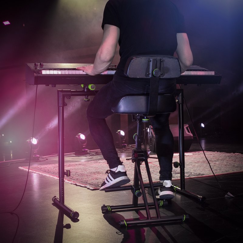 FM SEAT 1 BR kruk met voetsteun en rugleuning