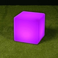 C-40 decoratieve lichtkubus op accu 40cm 16 kleuren