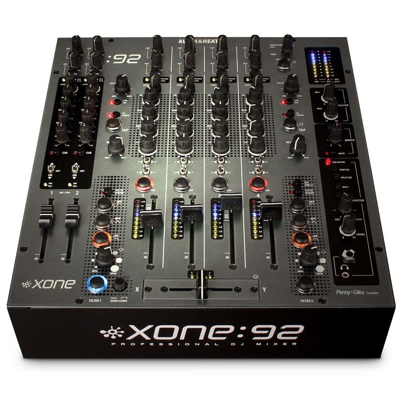 Xone:92 6-kanaals dj-mixer zwart