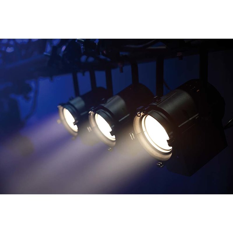 Showtec Performer Fresnel Mini DDT LED-theaterspot 30W WW Performer Fresnel Mini DDT LED-theaterspot 30W WW