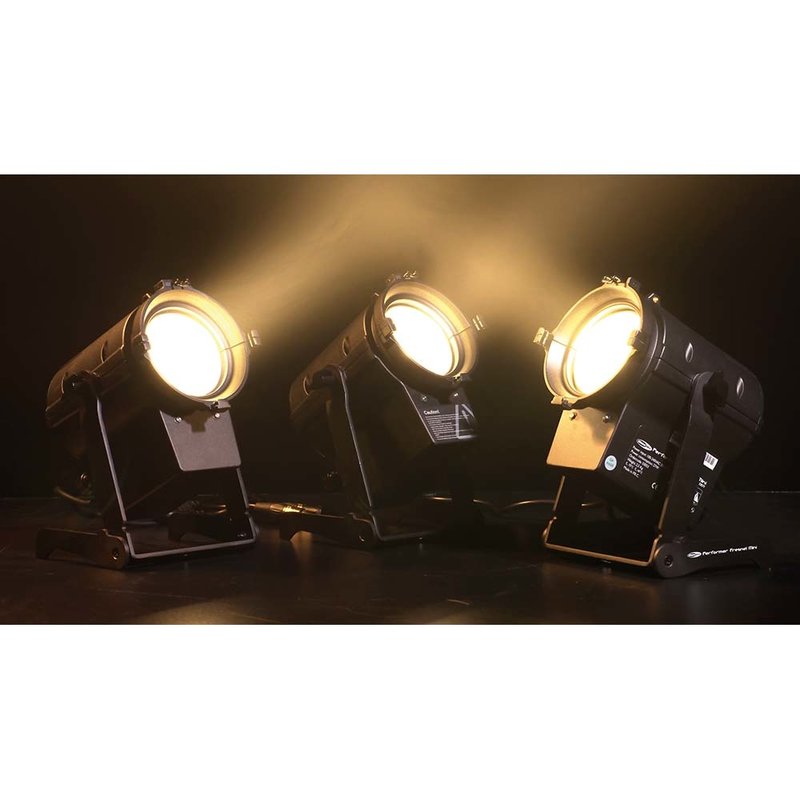 Showtec Performer Fresnel Mini DDT LED-theaterspot 30W WW Performer Fresnel Mini DDT LED-theaterspot 30W WW