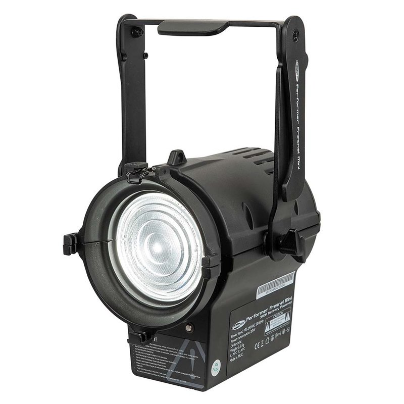 Showtec Performer Fresnel Mini DMX LED-theaterspot 30W WW Performer Fresnel Mini DMX LED-theaterspot 30W WW