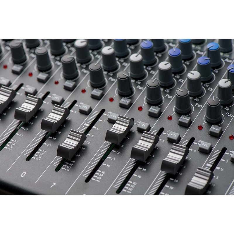PreSonus StudioLive AR12c analoge mixer met 14x4 USB audio interface StudioLive AR12c analoge mixer met 14x4 USB audio interface