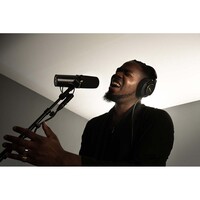 Shure SM7dB dynamische microfoon met voorversterker SM7dB dynamische microfoon met voorversterker