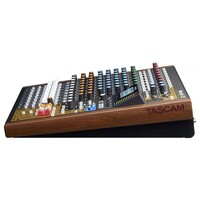 Tascam Model 12 10-kanaals mengpaneel Model 12 10-kanaals mengpaneel