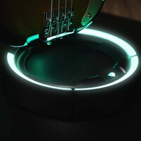 GS LS 01 NHB Glow Stand verlichte gitaarstandaard lang