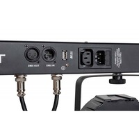 Liveset 2 met 4 RGB LED-parren & 4 stroboscopen op statief