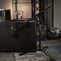 TMS 4232 B Touring Series microfoonstandaard met tripod zwart