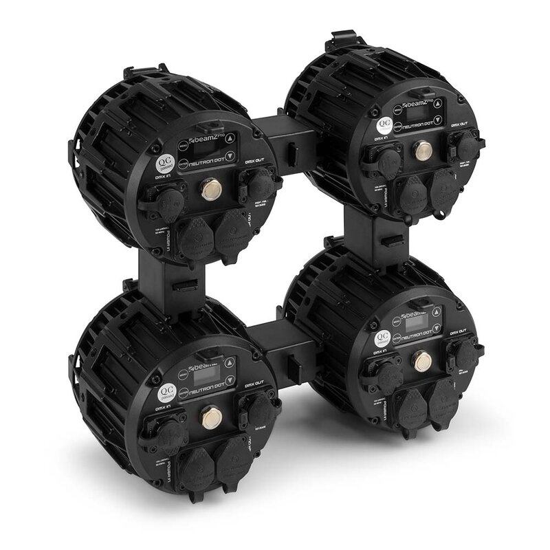 BeamZ Neutron-Dot linkable LED lamp voor buiten 60 W RGB + WW IP65 Neutron-Dot linkable LED lamp voor buiten 60 W RGB + WW IP65