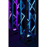 4x BBP94W verticale LED par op accu RGBWA+UV WDMX