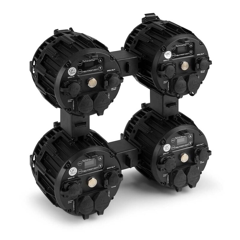 BeamZ 4x Neutron-Dot linkable LED lamp voor buiten 60 W RGB + WW IP65 4x Neutron-Dot linkable LED lamp voor buiten 60 W RGB + WW IP65