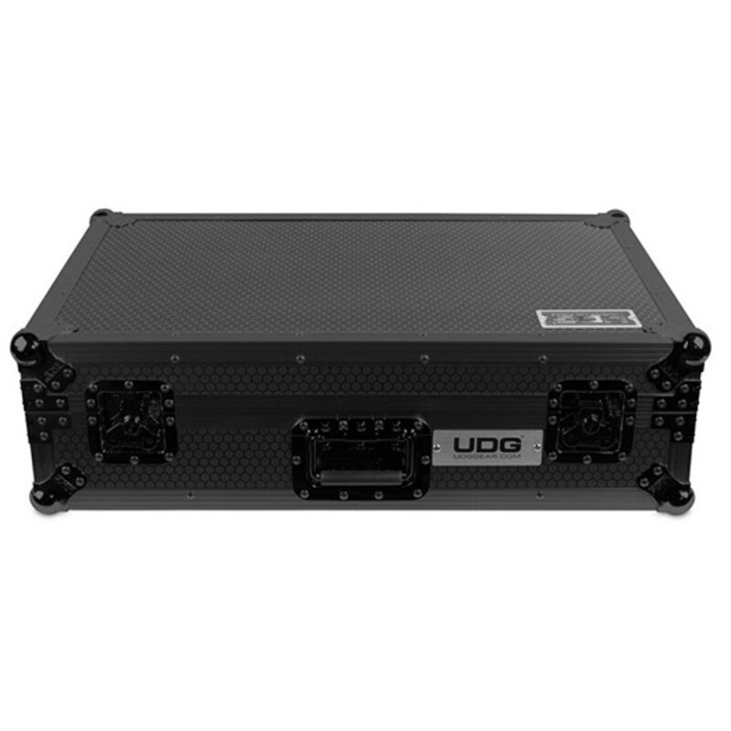 UDG Ultimate Flight Case Black Plus (W) voor XDJ-RX3 Ultimate Flight Case Black Plus (W) voor XDJ-RX3