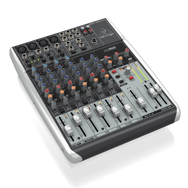 Behringer Xenyx Q1204USB PA en studiomixer Xenyx Q1204USB PA en studiomixer