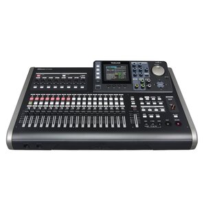 Tascam Tascam DP-24SD 24-sporen recorder Tascam Tascam DP-24SD 24-sporen recorder