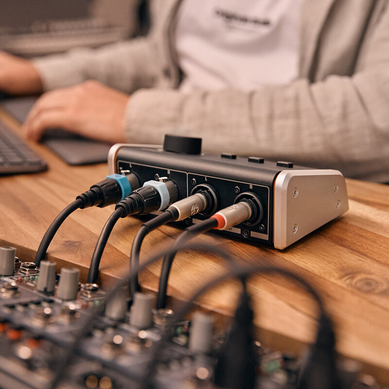 Monicon M G2 G passieve monitor controller zilver