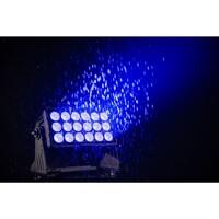 Briteq BTI-AKKUCHROMA projector IP65 18x 10W RGBL LED BTI-AKKUCHROMA projector IP65 18x 10W RGBL LED