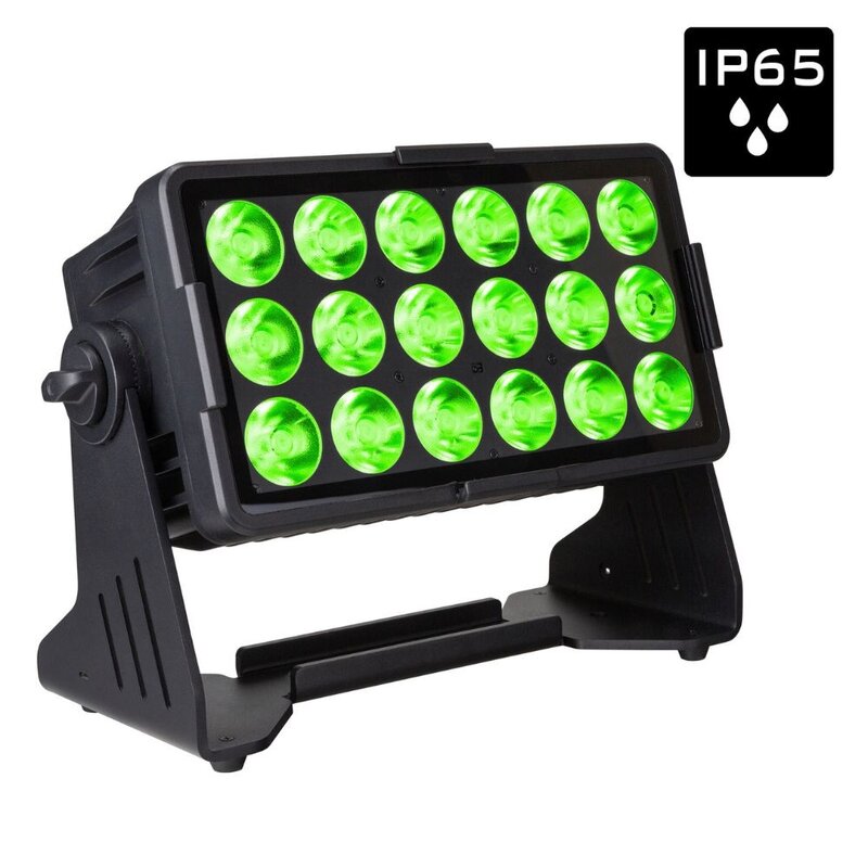 Briteq BTI-AKKUCHROMA projector IP65 18x 10W RGBL LED BTI-AKKUCHROMA projector IP65 18x 10W RGBL LED