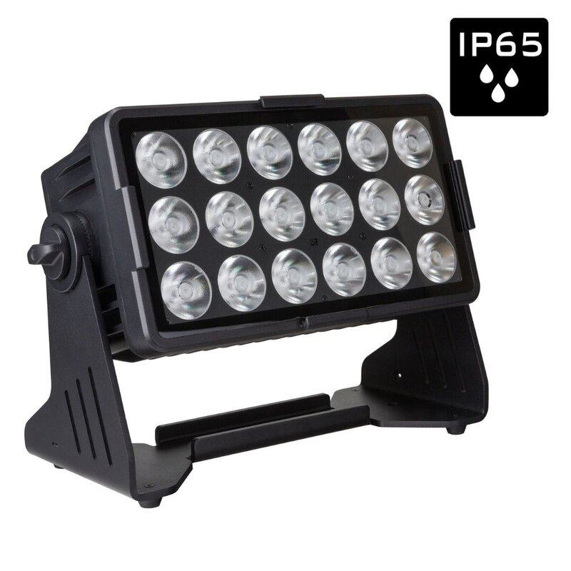 Briteq BTI-AKKUCHROMA projector IP65 18x 10W RGBL LED BTI-AKKUCHROMA projector IP65 18x 10W RGBL LED