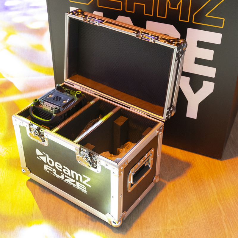 2x Fuze75S LED Spot moving head met flightcase