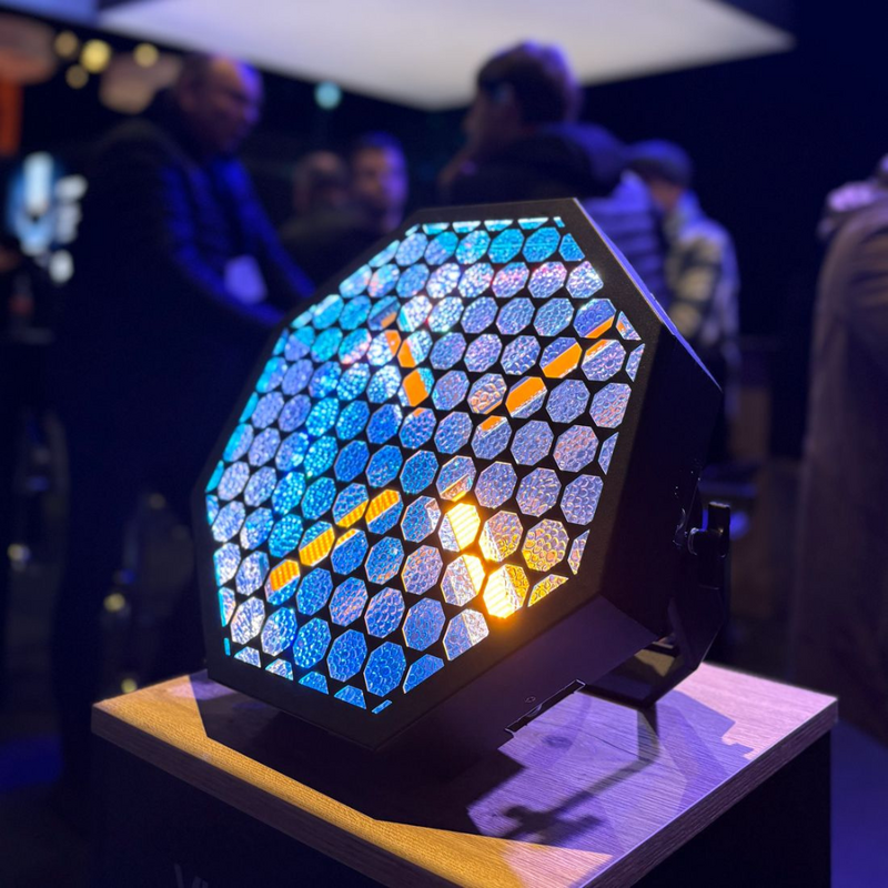 Vintage X LED Blinder & RGB Effect