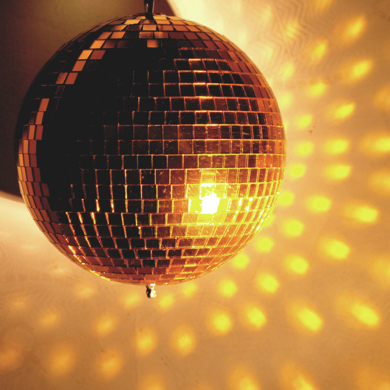 Spiegelbol 20cm spiegeltjes 10x10mm goud