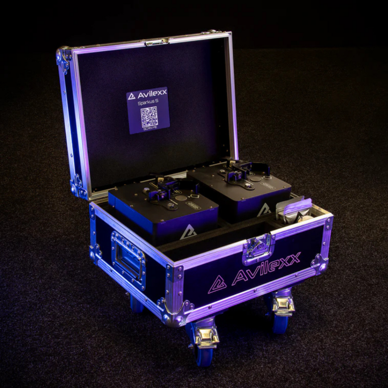 2x Sparkus 5 Sparkular machine + flightcase set