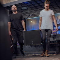 Thump15Sv4 Actieve subwoofer 15 inch 1400W