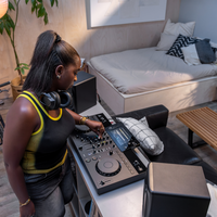 AlphaTheta XDJ-AN all-in-one DJ controller XDJ-AN all-in-one DJ controller