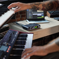 M4 4-kanaals USB-C audio-interface