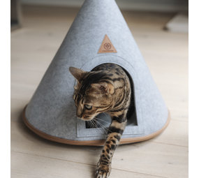 CanadianCat Company Kattenmand Tipi Cone CanadianCat Company Kattenmand Tipi Cone