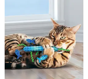 KONG Kickeroo Stickaroo KONG Kickeroo Stickaroo