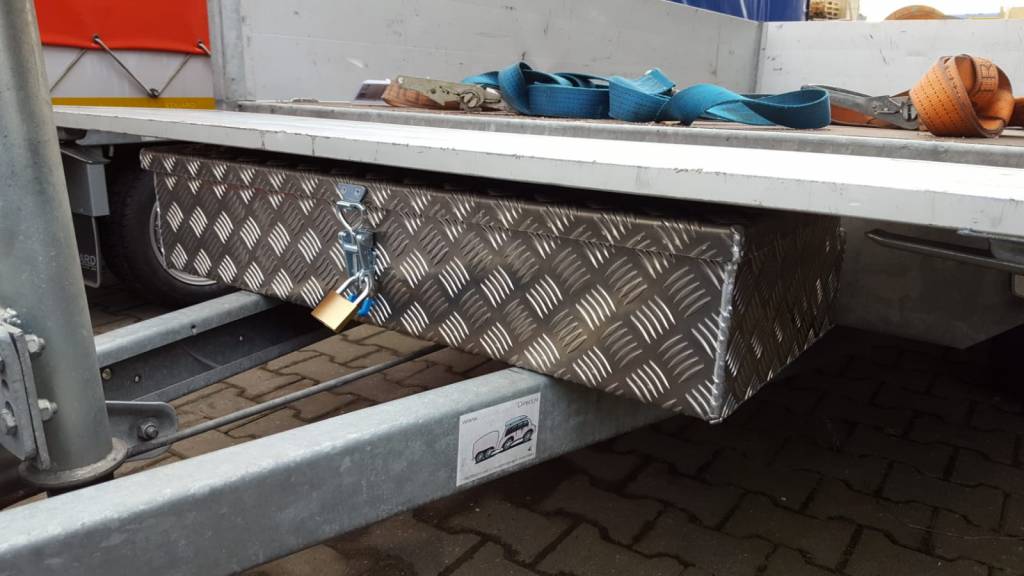 DE HAAN BOX H - 900x380x190 mm - waterdichte en stofdichte aluminium traanplaat disselbak - voorzien van vlinderslot of spansluiting