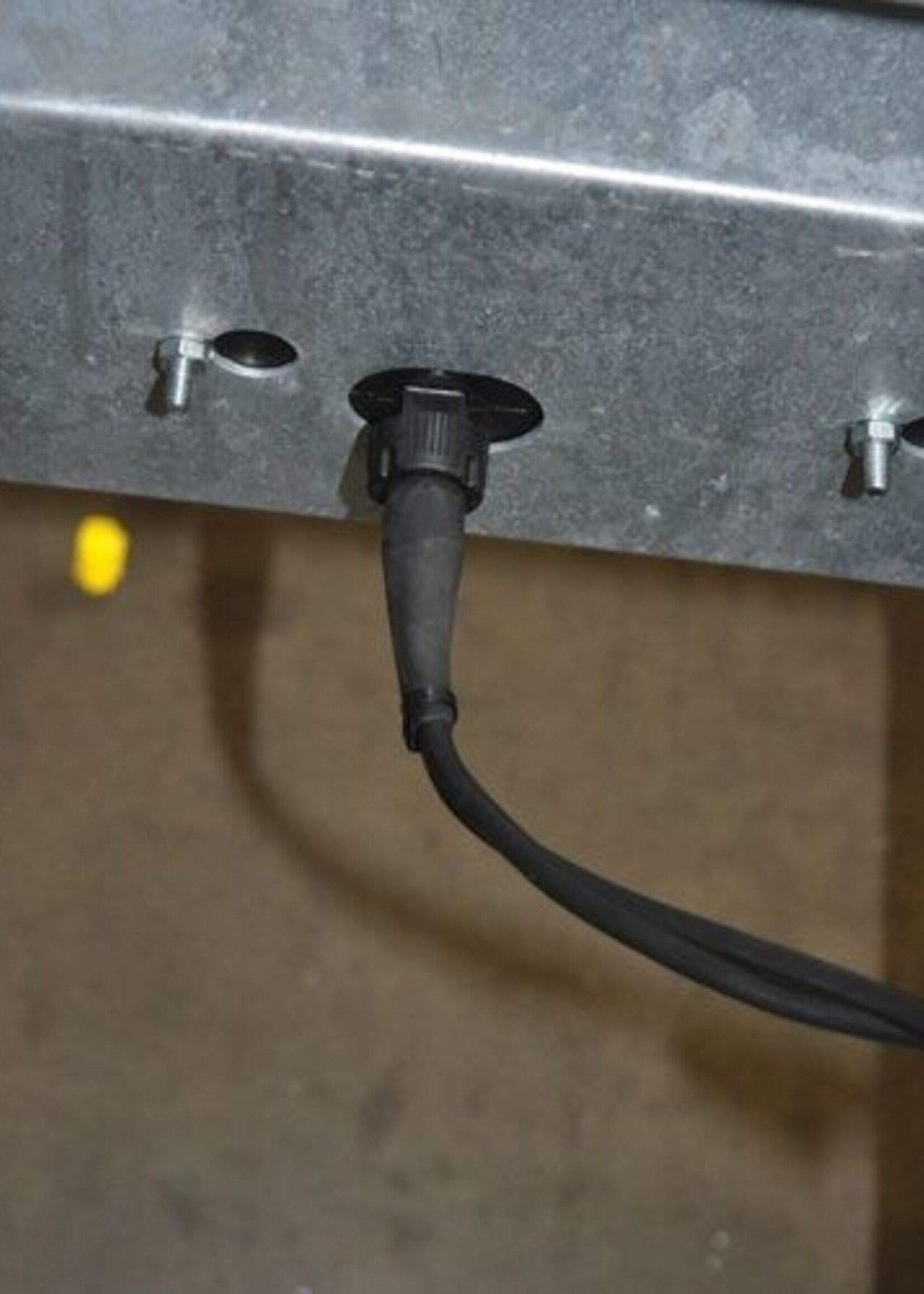 Aspock Multipoint 3 achterlicht links inclusief reflector - 8 polig - 244x138x60 mm - voorzien van Aspöck connector aansluiting